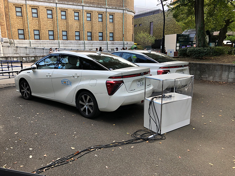 燃料電池自動車